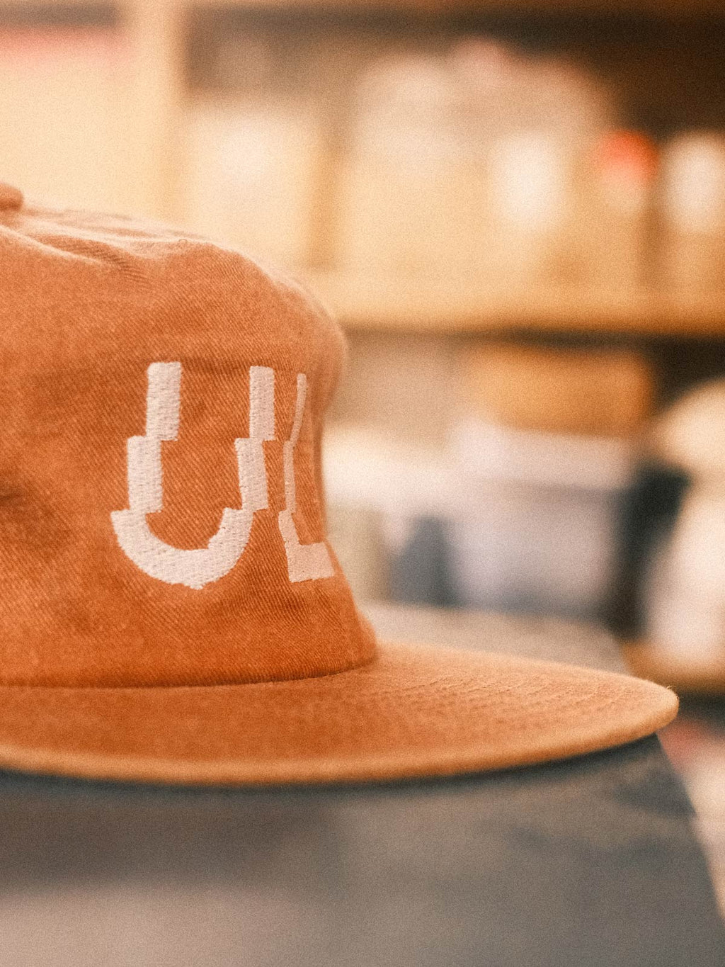 Staggered Snapback